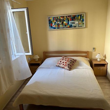 Spacious 1 Bedroom 4 Star Apartment, Mlini Buitenkant foto